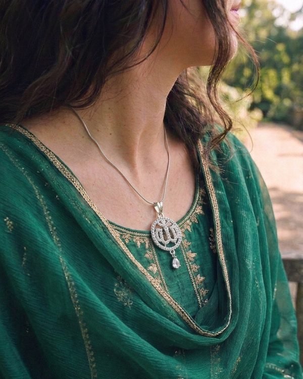 Allah Name Pendant – Round